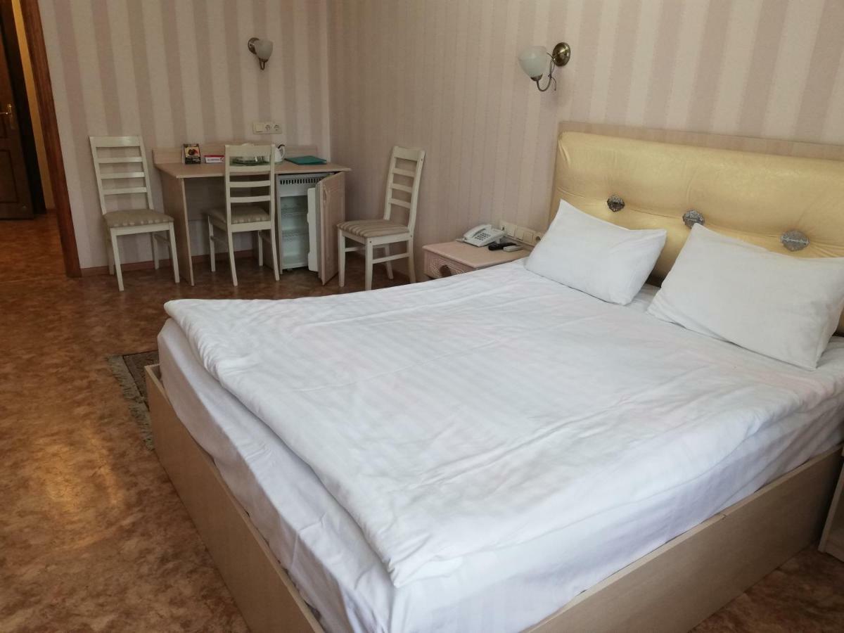 Hotel Tourist Nur-Sultan  Exterior photo